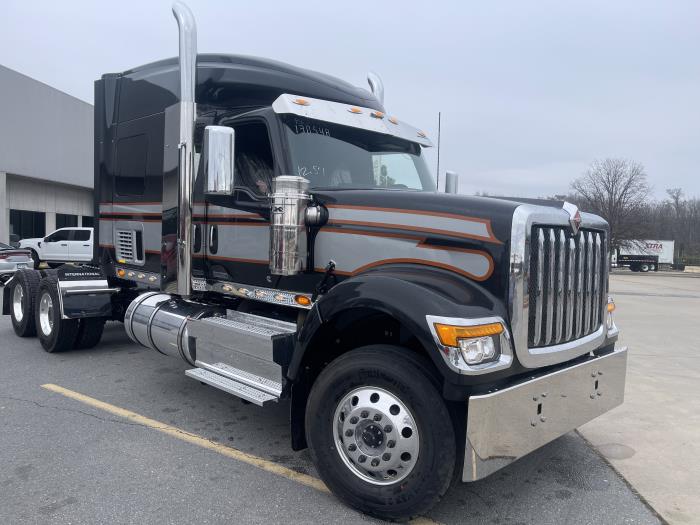 2026 International HX520-4