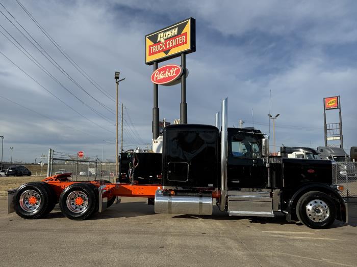 2026 Peterbilt 589-10