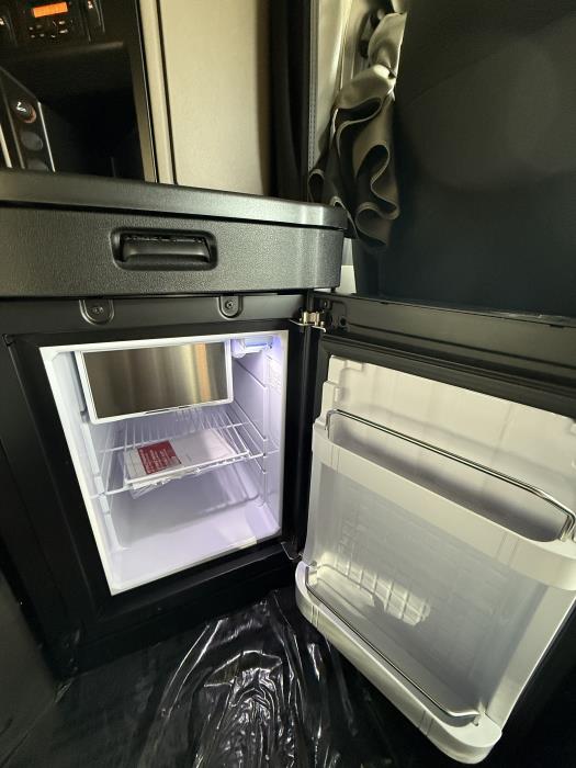 2026 Peterbilt 589-13