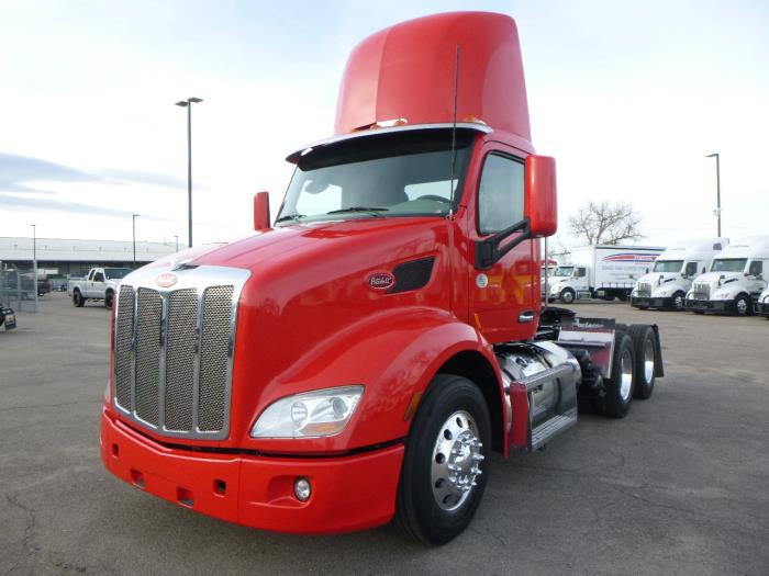2020 Peterbilt 579-1