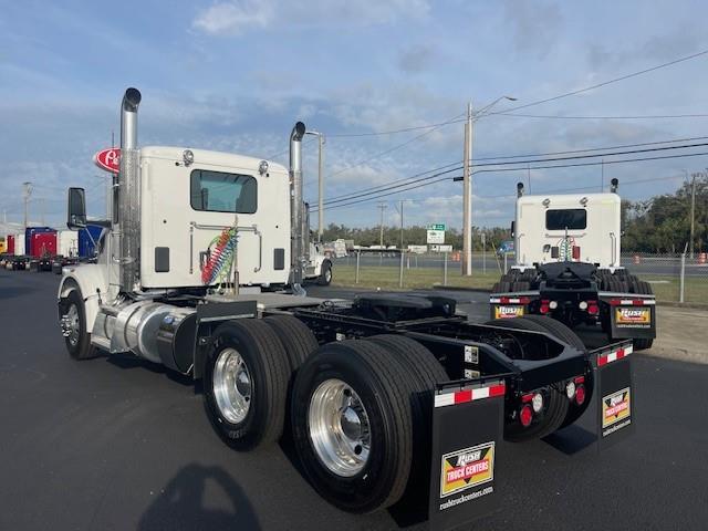 2026 Peterbilt 567-3