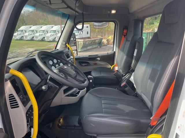 2026 Peterbilt 567-12