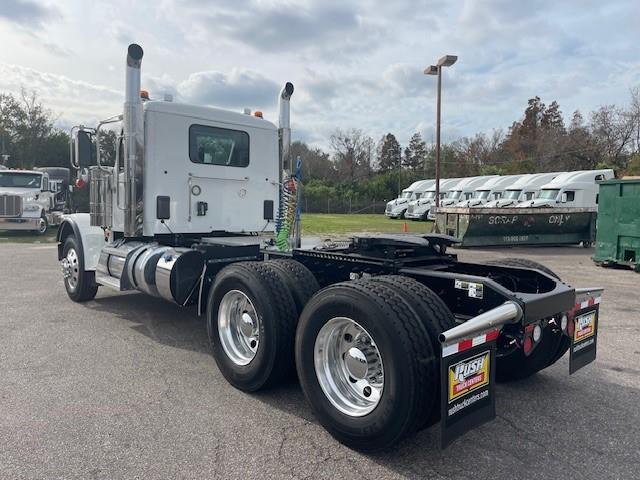 2026 Peterbilt 589-3