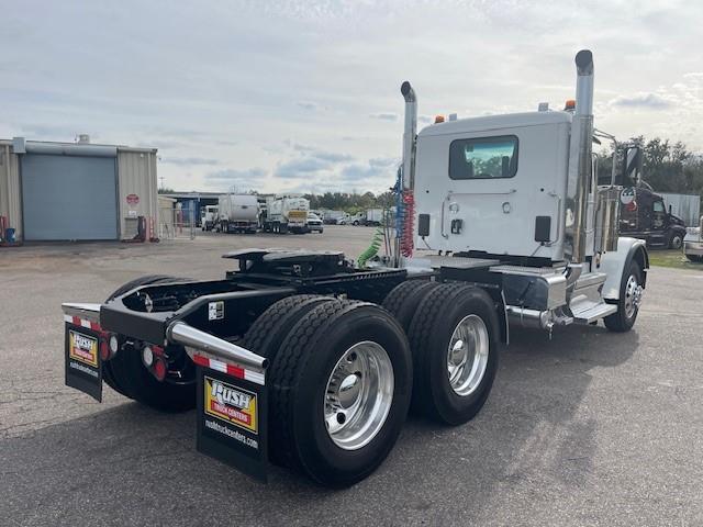 2026 Peterbilt 589-6
