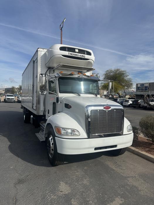 2018 Peterbilt 337-3