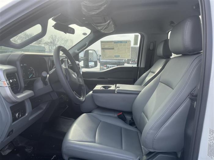 2025 Ford F-350-5