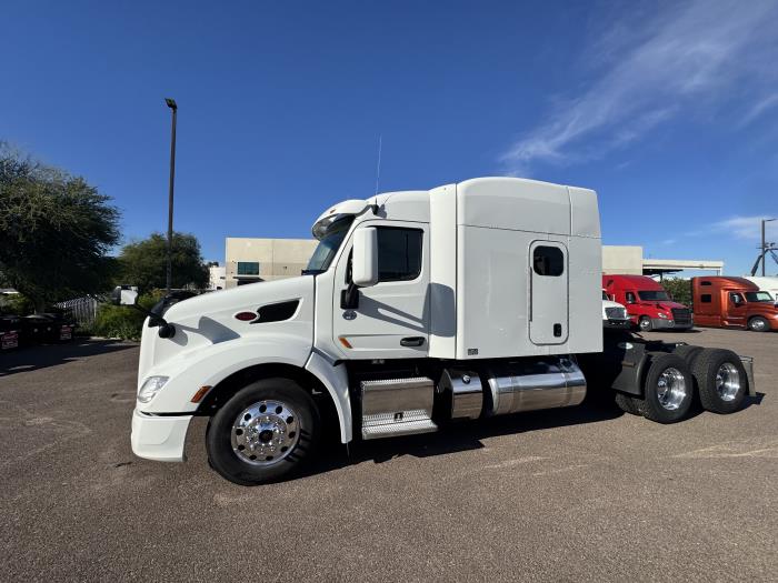 2022 Peterbilt 579-1