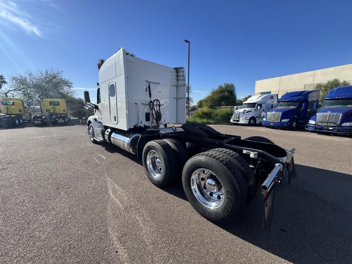 2022 Peterbilt 579-2