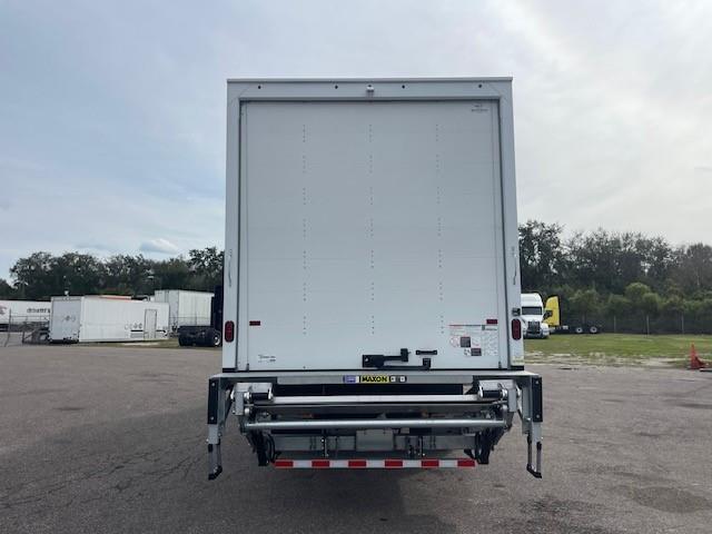 2025 Peterbilt 536-8