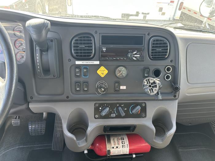 2020 Freightliner Business Class M2 106-14