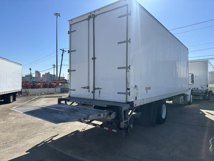 2020 Freightliner Business Class M2 106-3