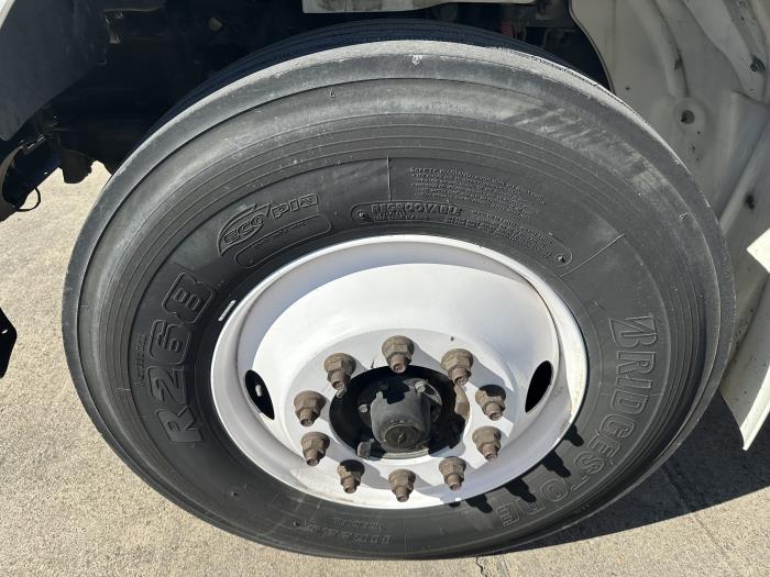 2020 Freightliner Business Class M2 106-17