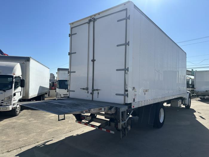 2020 Freightliner Business Class M2 106-7