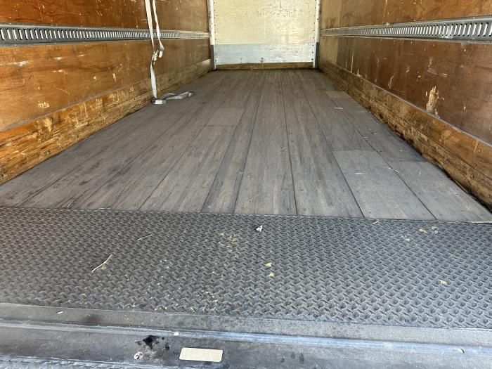 2020 Freightliner Business Class M2 106-25