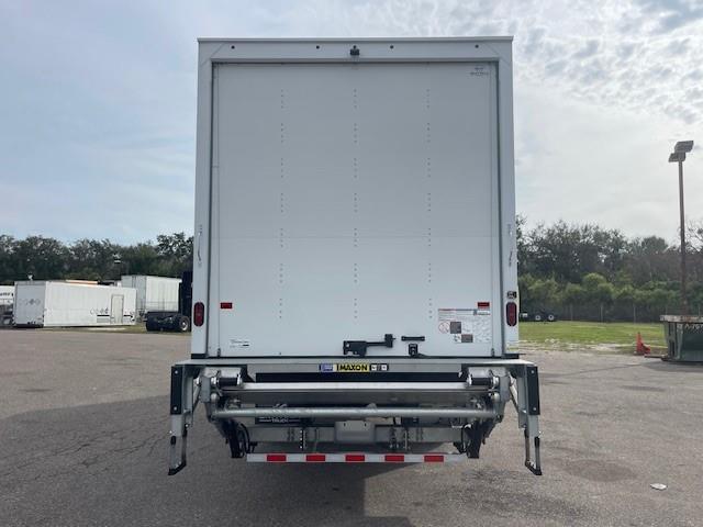 2025 Peterbilt 536-8