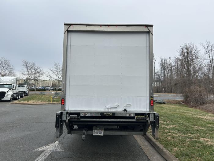 2022 Freightliner Business Class M2 106-5