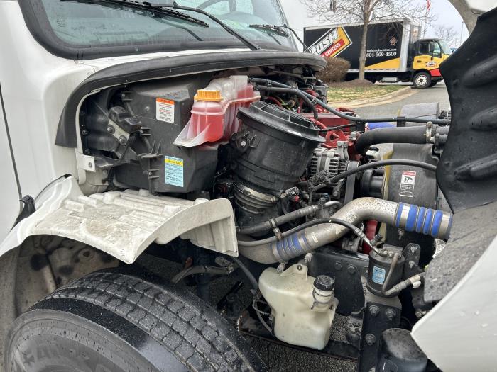 2022 Freightliner Business Class M2 106-15