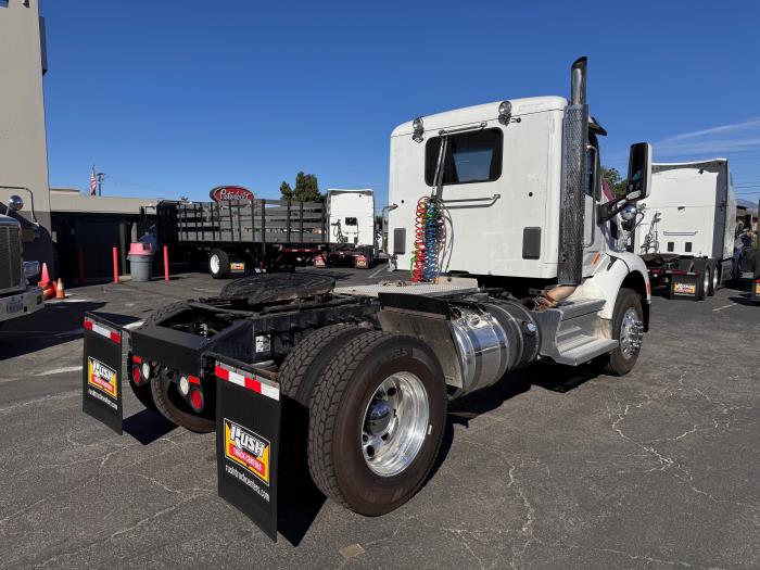 2018 Peterbilt 579-4