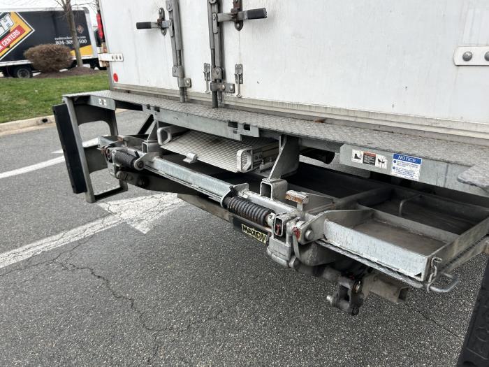 2019 International 4300-9