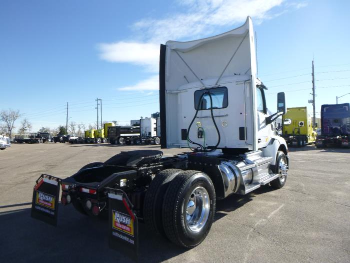 2019 Peterbilt 579-4