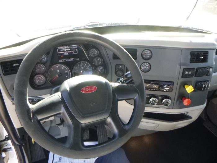 2019 Peterbilt 579-12