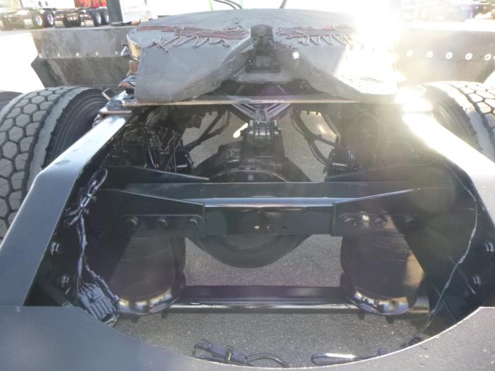 2019 Peterbilt 579-21