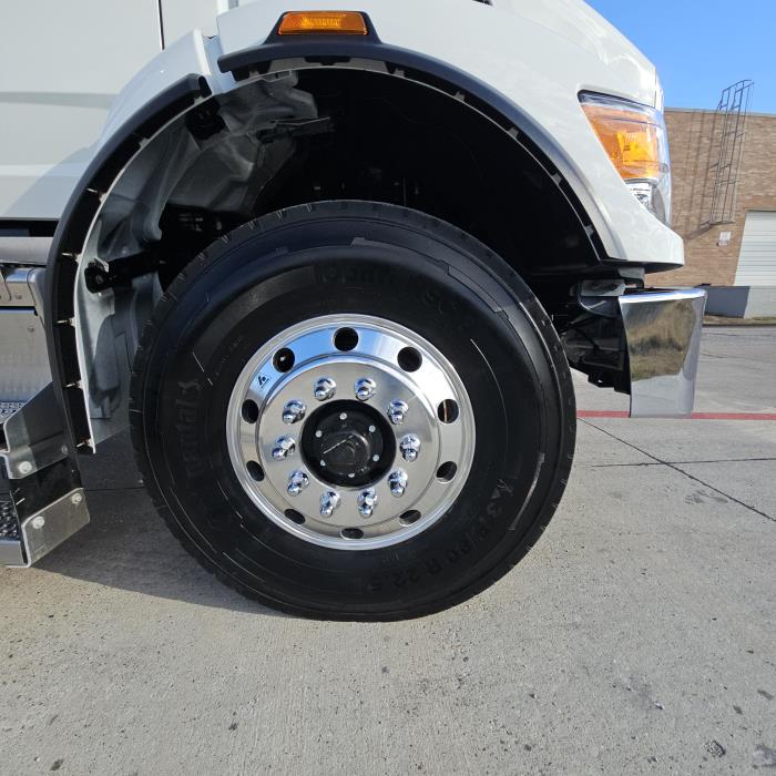 2026 Peterbilt 548-8