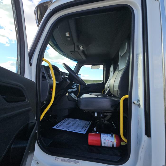 2026 Peterbilt 548-26