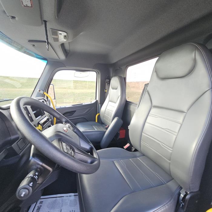 2026 Peterbilt 548-27