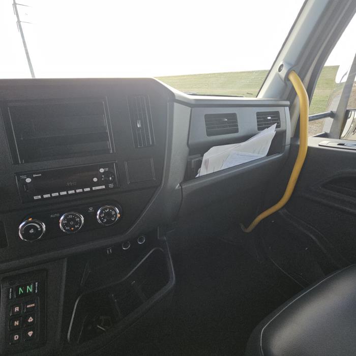 2026 Peterbilt 548-30