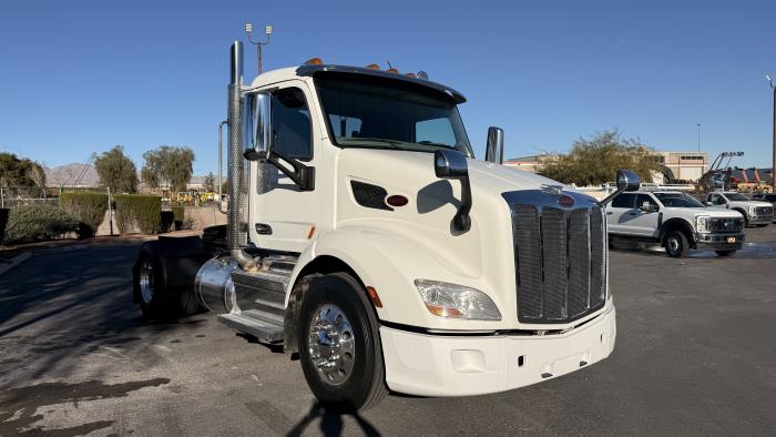 2019 Peterbilt 579-3