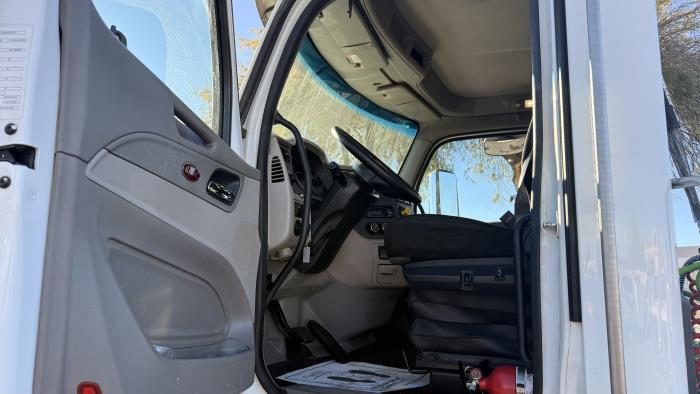 2019 Peterbilt 579-4