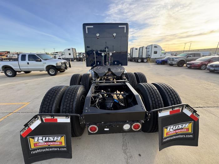 2026 Peterbilt 567-7