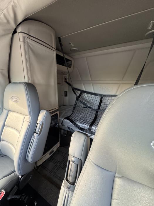 2026 Peterbilt 567-9