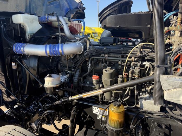 2022 Kenworth W990-17