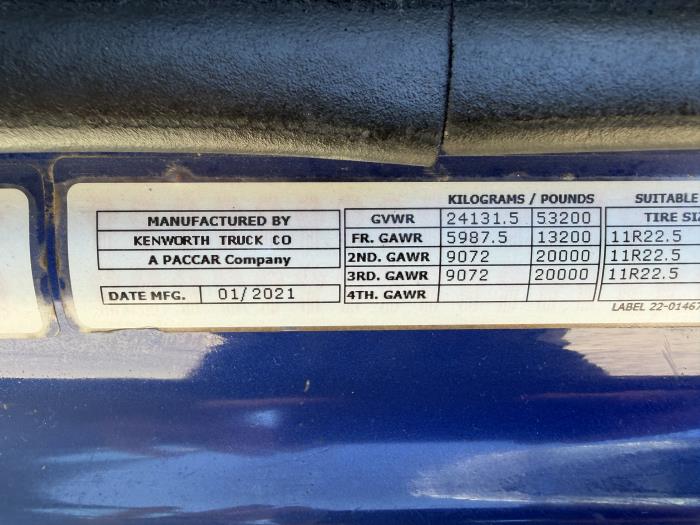 2022 Kenworth W990-26