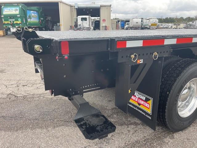 2026 Peterbilt 548-10