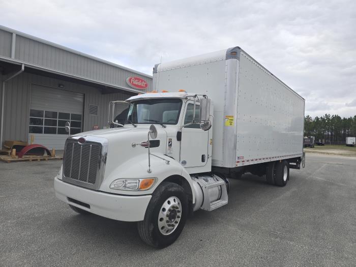 2020 Peterbilt 337-0