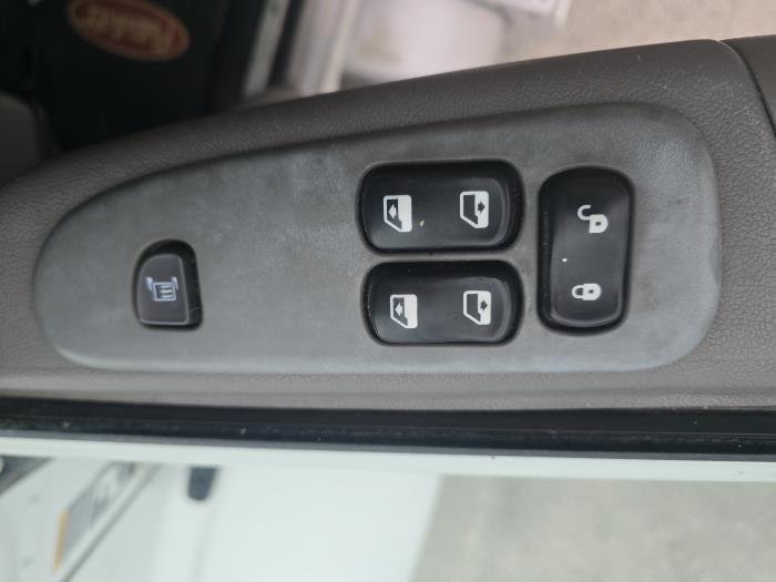 2020 Peterbilt 337-20