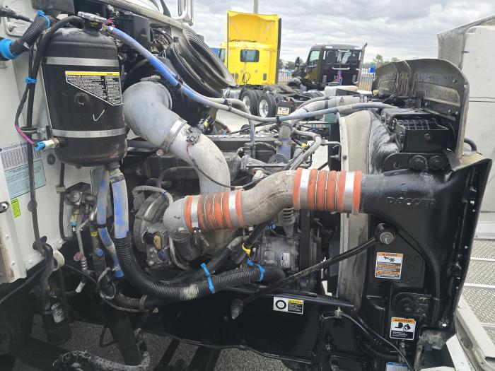 2020 Peterbilt 337-23