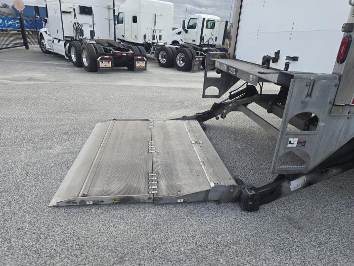 2020 Peterbilt 337-9