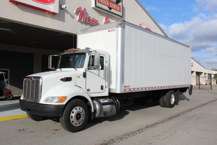 2020 Peterbilt 330-0
