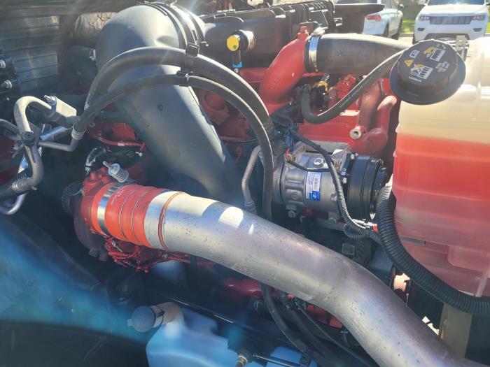 2022 International LT625-7