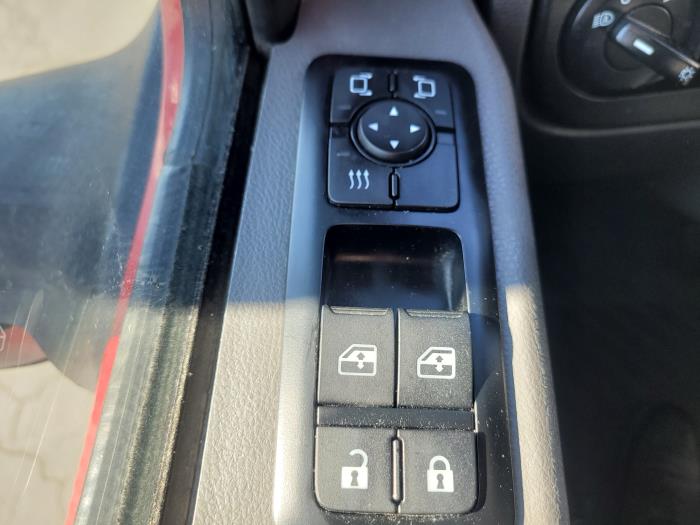 2022 International LT625-25