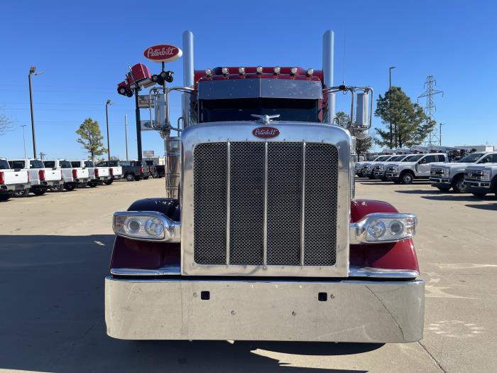 2024 Peterbilt 389-1