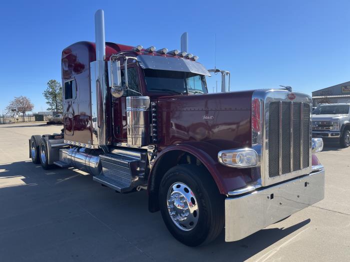2024 Peterbilt 389-2