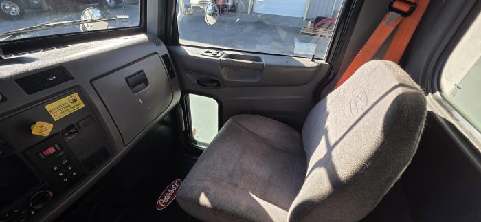 2020 Peterbilt 337-19