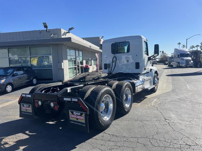 2021 Peterbilt 579-5