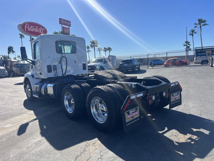 2021 Peterbilt 579-7