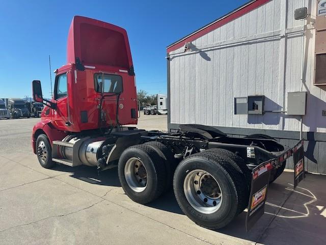 2020 Peterbilt 579-2